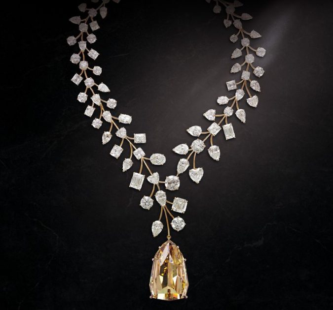 Top 10 Most Expensive Diamond Necklaces In The World Topteny Magazine 6564