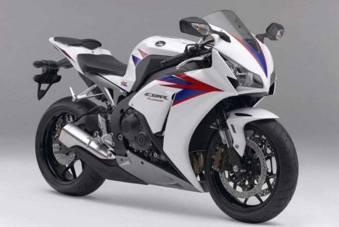 Top 10 Super-bikes With The Highest Speed In The World – Topteny Magazine