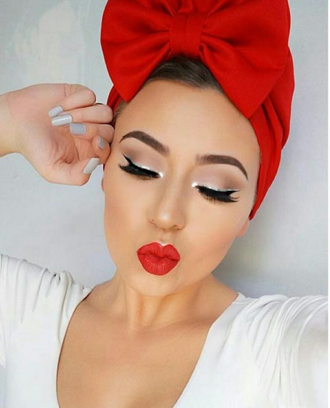 Top 10 Sexy Christmas Makeup Ideas