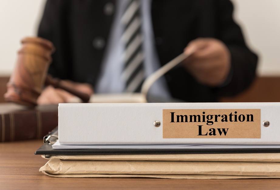 Top 10 Best Immigration Lawyers In The USA – TopTeny Magazine