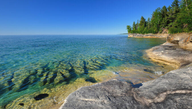 Top 10 Countries That Have the Most Natural Lakes – TopTeny Magazine