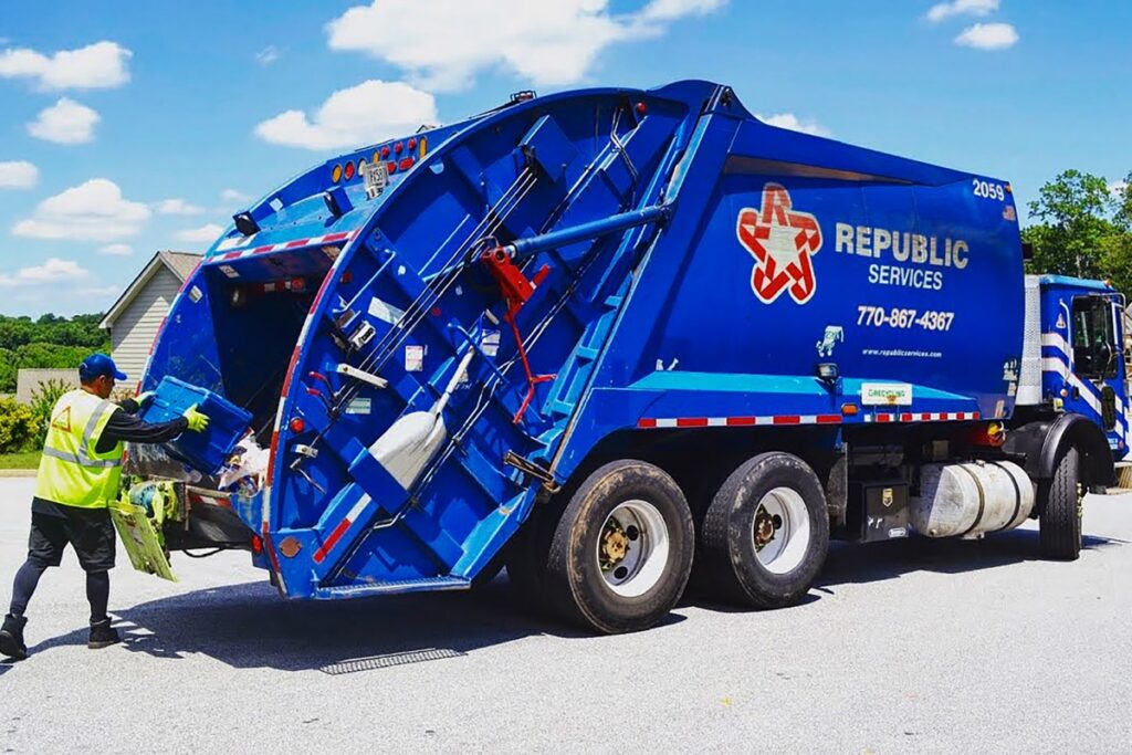 Top 10 Biggest Trash Companies in the United States TopTeny Magazine